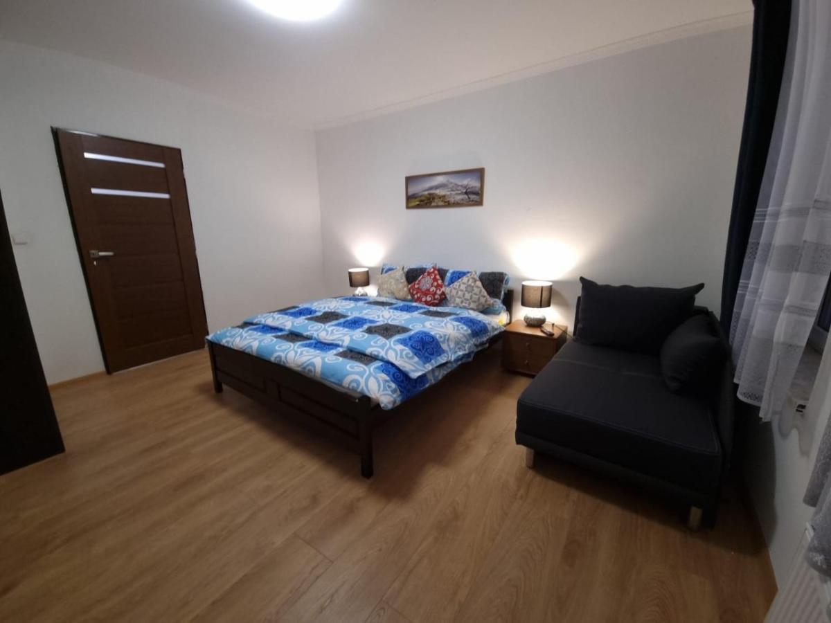 Apartman V Krusnych Horach-Free Parking Jáchymov Exteriör bild